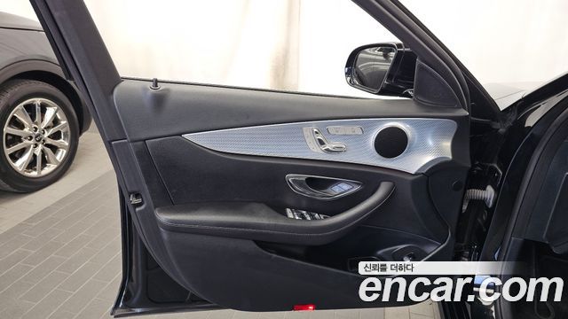 Mercedes-Benz E-Class (W213) E250 Avantgarde 2020 — фото 24