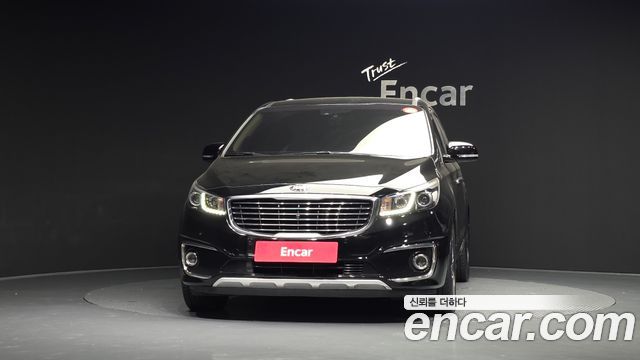 Kia Carnival 9-seater Noblesse 2018 — фото 3