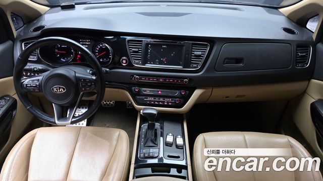 Kia Carnival 9-seater Noblesse 2018 — фото 7