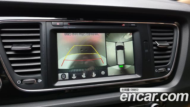 Kia Carnival 9-seater Noblesse 2018 — фото 15