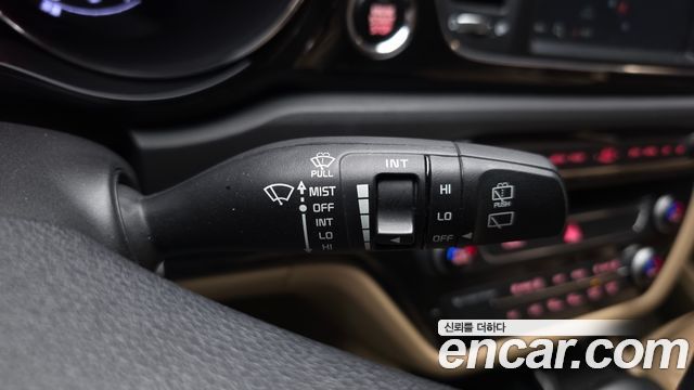 Kia Carnival 9-seater Noblesse 2018 — фото 29