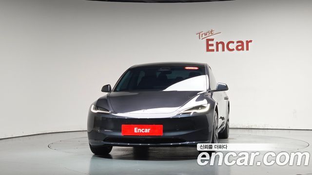 Tesla Model 3 Premium Long Range RWD 2026 — фото 3