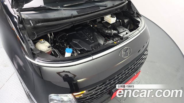Hyundai Staria L3.5 Cargo 5-Seater Modern 2022 — фото 6