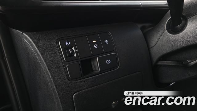 Hyundai Staria L3.5 Cargo 5-Seater Modern 2022 — фото 28
