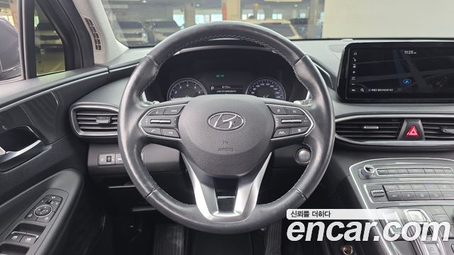 Hyundai Santa Fe Gasoline 2.5T 2WD Prestige 2021 — фото 13
