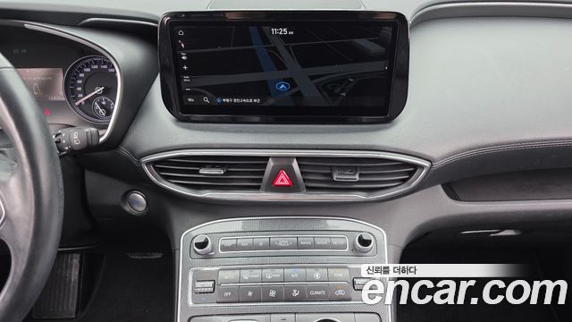 Hyundai Santa Fe Gasoline 2.5T 2WD Prestige 2021 — фото 14