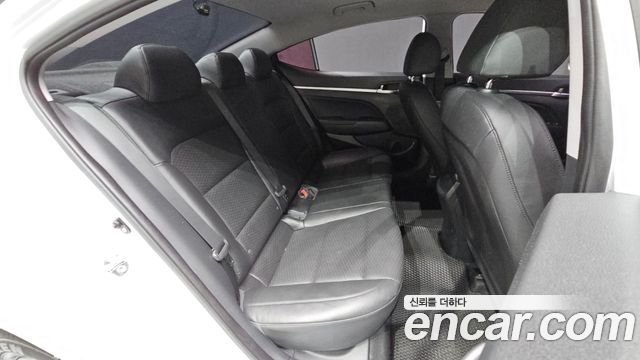 Hyundai Avante (AD) 1.6 Smart 2019 — фото 11