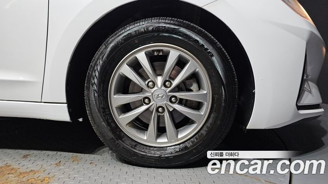 Hyundai Avante (AD) 1.6 Smart 2019 — фото 21