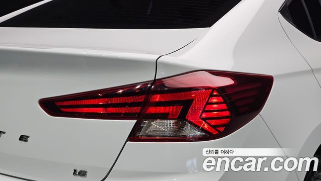 Hyundai Avante (AD) 1.6 Smart 2019 — фото 23