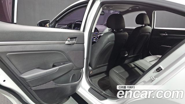 Hyundai Avante (AD) 1.6 Smart 2019 — фото 26