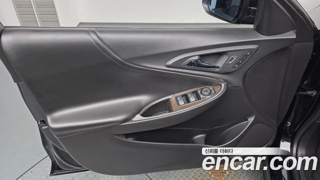 Chevrolet Malibu 1.5 Turbo LTZ 2017 — фото 24