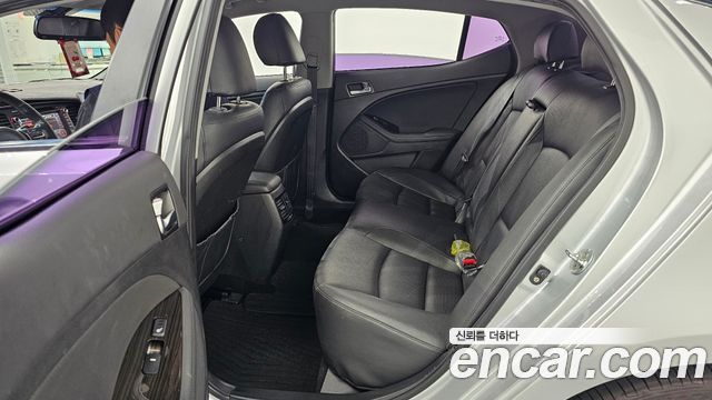Kia K5 Luxury Trendy 2015 — фото 12