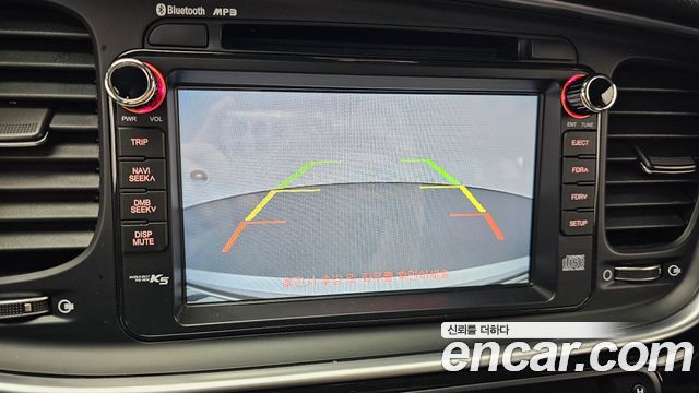 Kia K5 Luxury Trendy 2015 — фото 15