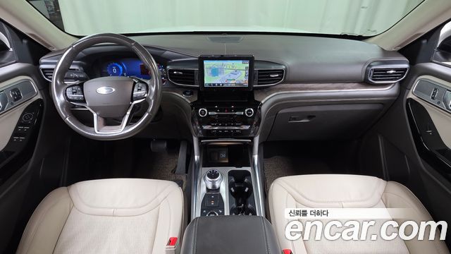Ford Explorer (VI) 3.0 Platinum 4WD 2022 — фото 7