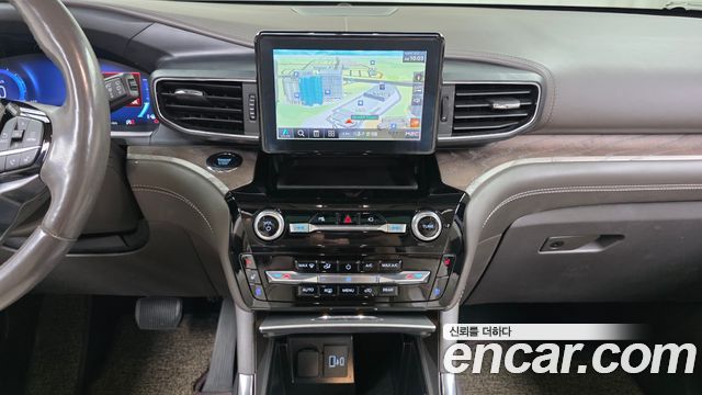 Ford Explorer (VI) 3.0 Platinum 4WD 2022 — фото 13