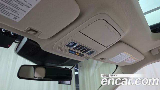 Ford Explorer (VI) 3.0 Platinum 4WD 2022 — фото 18