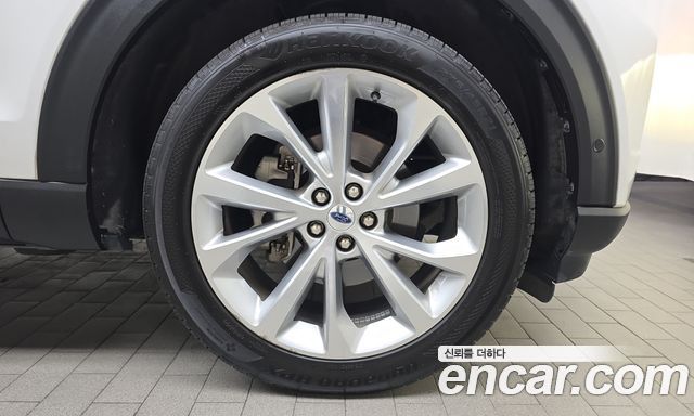 Ford Explorer (VI) 3.0 Platinum 4WD 2022 — фото 21