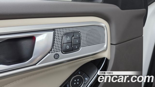 Ford Explorer (VI) 3.0 Platinum 4WD 2022 — фото 28
