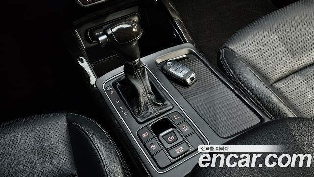 Kia Sorento Diesel 2.0 2WD Noblesse 2016 — фото 9