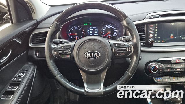 Kia Sorento Diesel 2.0 2WD Noblesse 2016 — фото 17