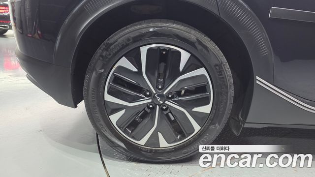 Kia EV6 Standard 4WD Air 2022 — фото 5