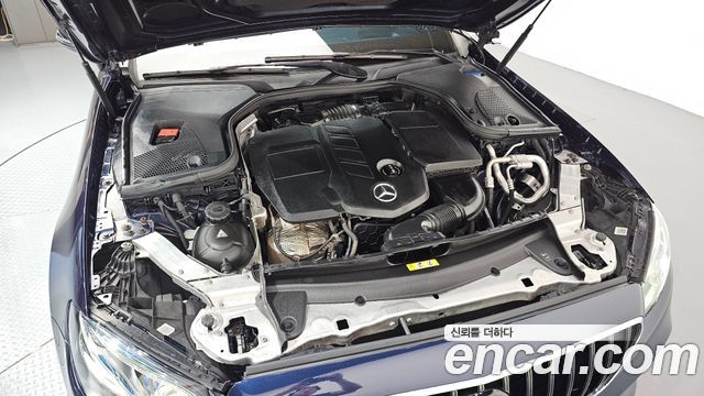 Mercedes-Benz E-Class (W213) E220d Coupe 2017 — фото 6