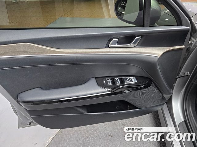 Kia K5 (III) 2.0 Noblesse 2021 — фото 15
