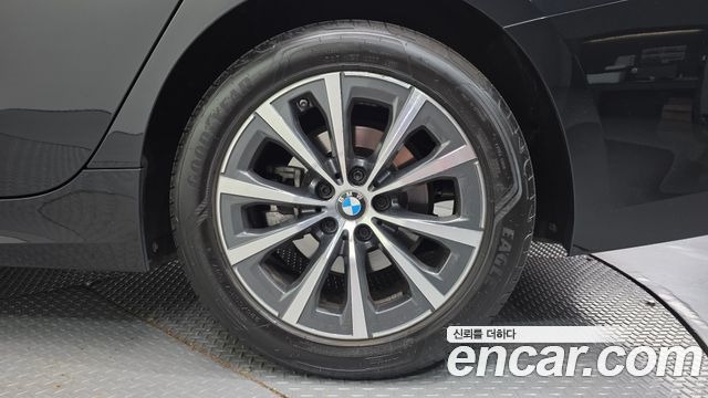 BMW 3 Series (G20) 320i 2023 — фото 21