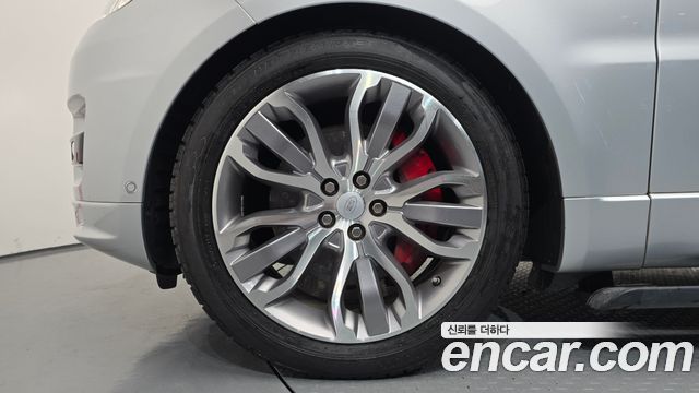 Land Rover Range Rover Sport (II) 3.0 SDV6 AB Dynamic 2017 — фото 5