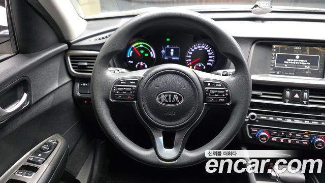 Kia K5 Hybrid (II) Prestige 2016 — фото 13