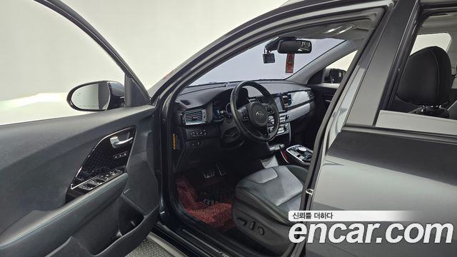 Kia Niro EV Noblesse 2019 — фото 10