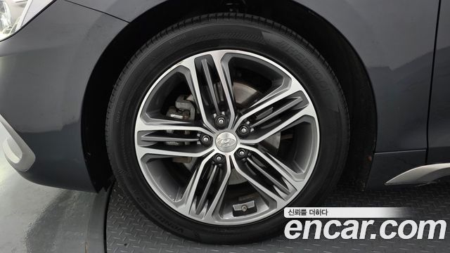 Hyundai Grandeur (IG) 2.4 Premium 2017 — фото 5