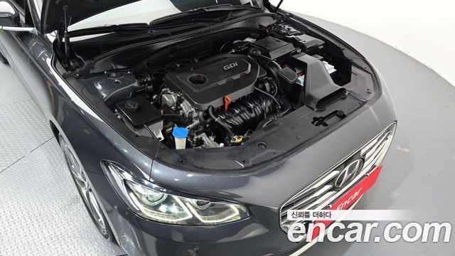 Hyundai Grandeur (IG) 2.4 Premium 2017 — фото 6