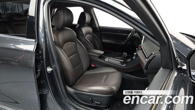 Hyundai Grandeur (IG) 2.4 Premium 2017 — фото 11