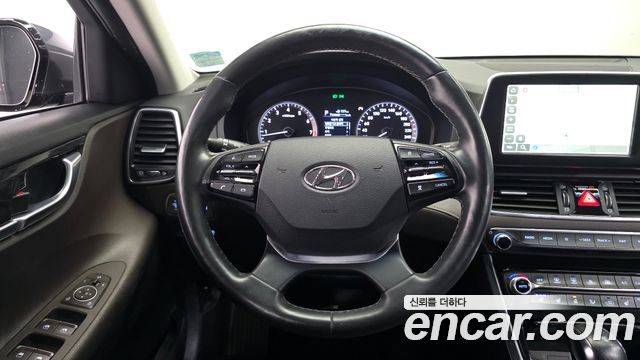 Hyundai Grandeur (IG) 2.4 Premium 2017 — фото 13