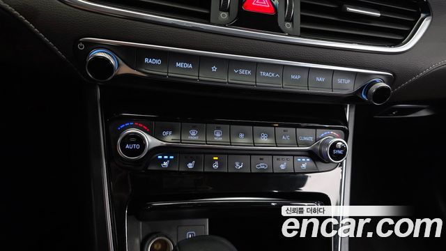 Hyundai Grandeur (IG) 2.4 Premium 2017 — фото 18