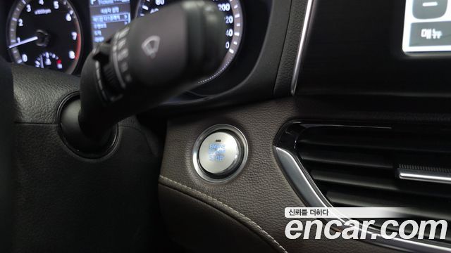 Hyundai Grandeur (IG) 2.4 Premium 2017 — фото 20