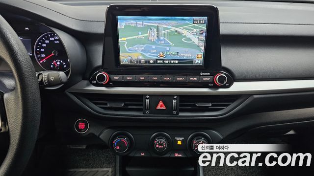 Kia K3 Trendy 2019 — фото 12