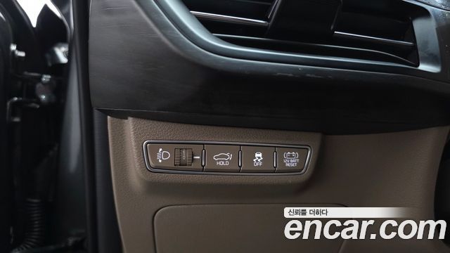 Kia K8 Hybrid Signature 2023 — фото 20