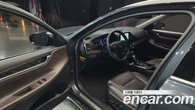 Hyundai Grandeur (IG) 2.4 Premium 2019 — фото 10
