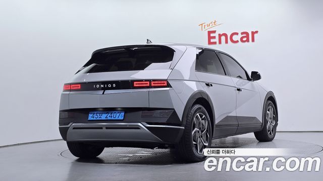 Hyundai Ioniq 5 Standard Exclusive 2023 — фото 2