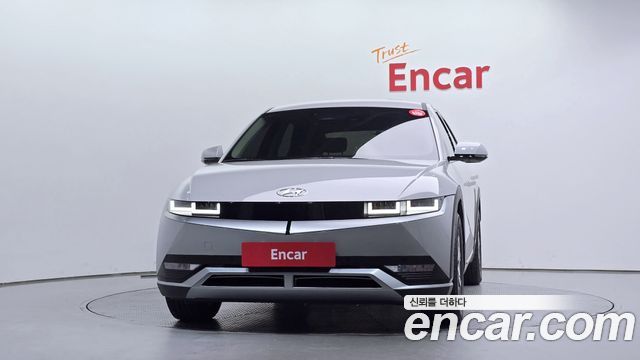 Hyundai Ioniq 5 Standard Exclusive 2023 — фото 3