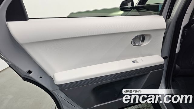 Hyundai Ioniq 5 Standard Exclusive 2023 — фото 25