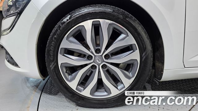 Renault Korea SM6 2.0 GDe LE 2016 — фото 5