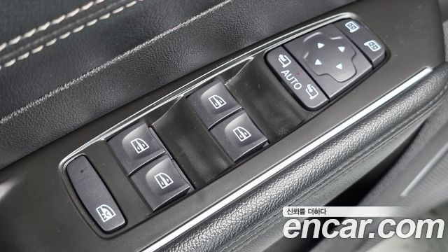 Renault Korea SM6 2.0 GDe LE 2016 — фото 13