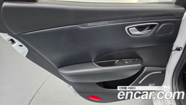 Renault Korea SM6 2.0 GDe LE 2016 — фото 25