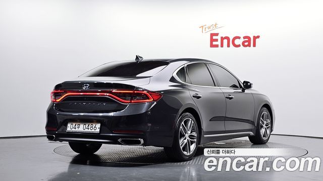 Hyundai Grandeur (IG) 2.4 Premium 2017 — фото 2