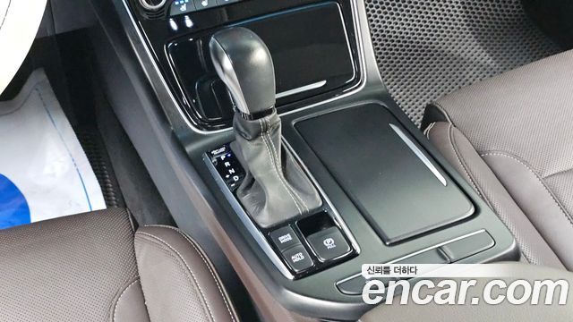 Hyundai Grandeur (IG) 2.4 Premium 2017 — фото 9