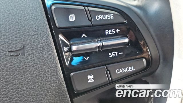 Hyundai Grandeur (IG) 2.4 Premium 2017 — фото 23