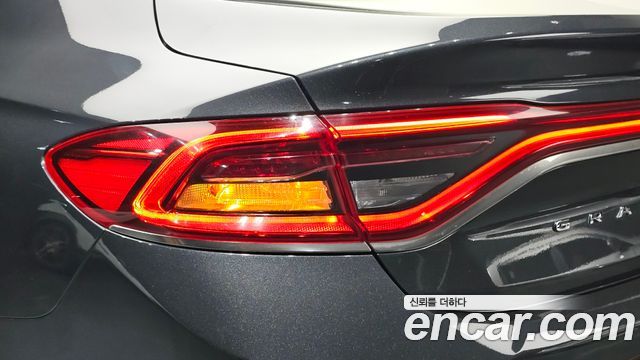 Hyundai Grandeur (IG) 2.4 Premium 2017 — фото 29